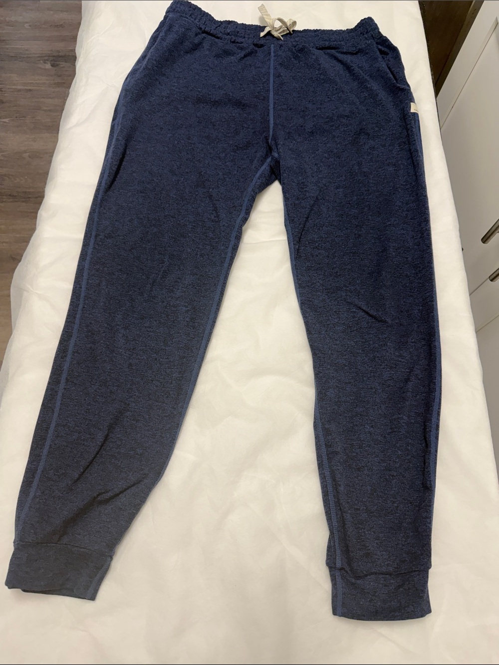 Vuori Dark blue Charcoal Drawstring Joggers with Cream Tie Great condition.